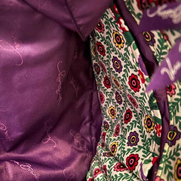 Vera Bradley Backpack retired pattern - Picture 4 of 8